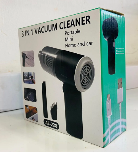 Aspiradora desarmada sobre la cama